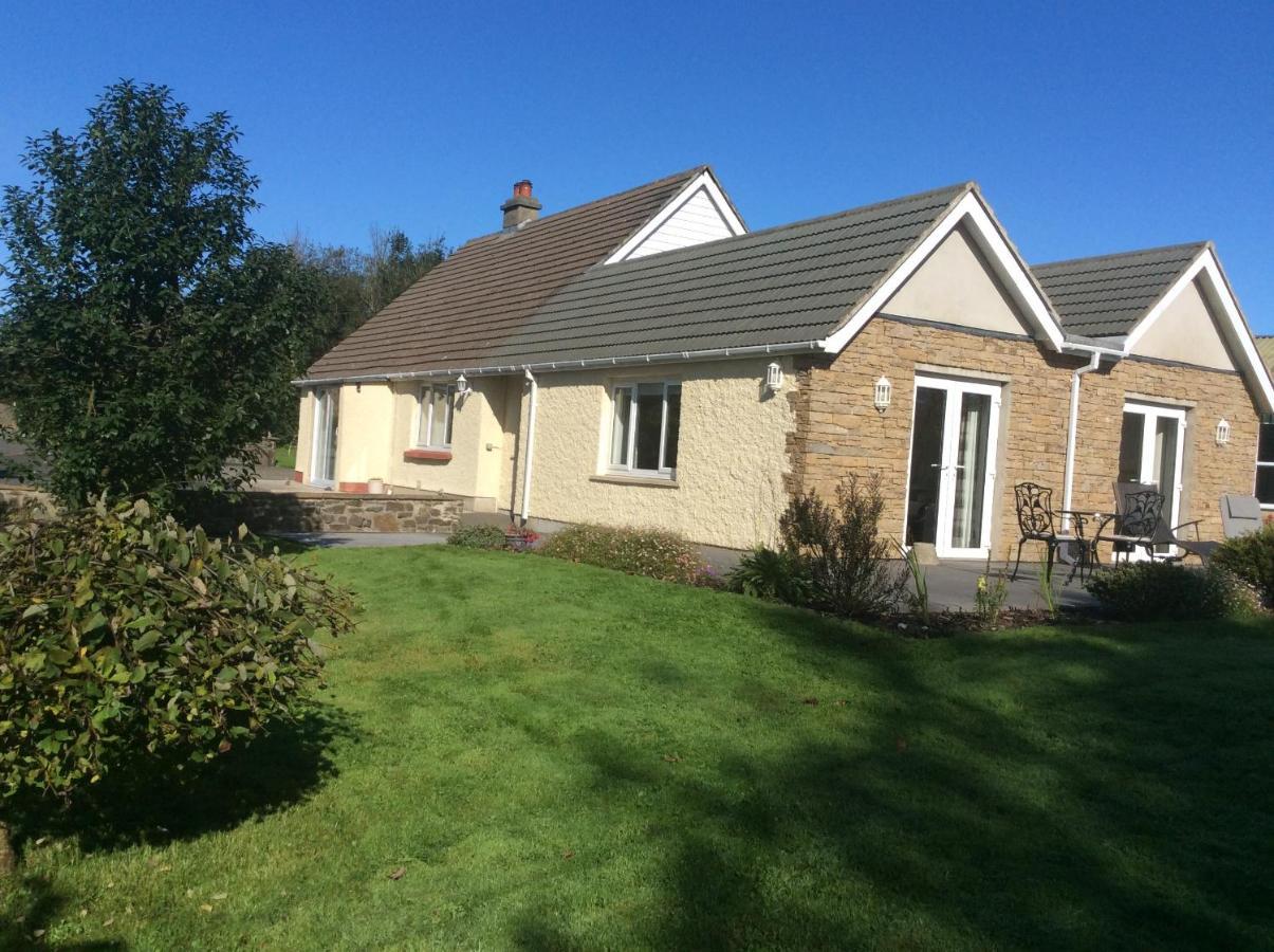 Pembrokeshire Fields Hotel Haverfordwest Exterior photo