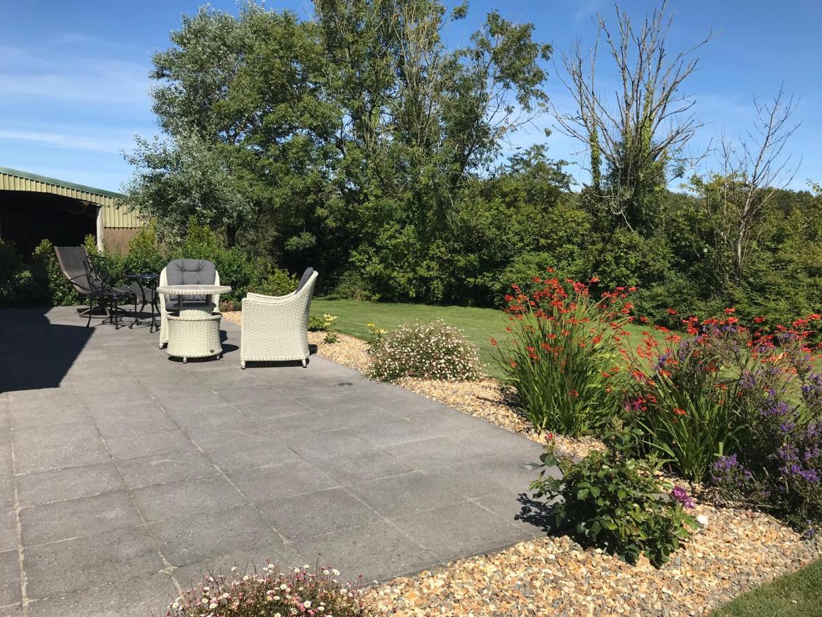 Pembrokeshire Fields Hotel Haverfordwest Exterior photo